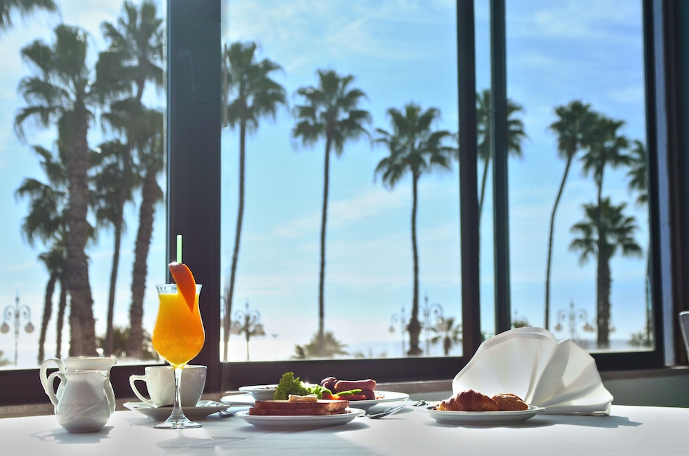 4238134b-495b-432e-958e-48f1dfbb3f94