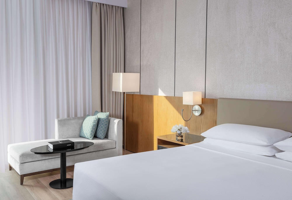 e675a8ba-d45c-4e74-bee3-d17ecae4b1e0